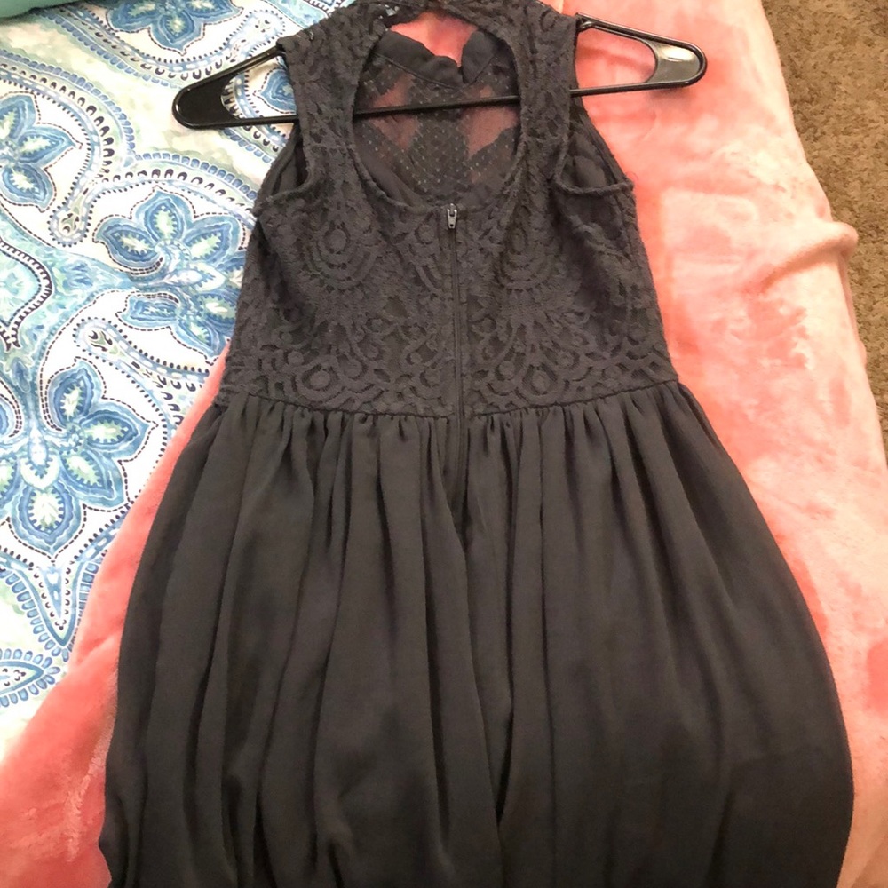 Event dress - Picture 2 of 2